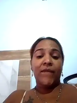 Snapshot of Teresa_mm chatting on 10-24-25, 01:51 Teresa mm online show from 10-24-25, 01:51