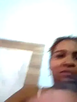 Snapshot of Teresa_mm chatting on 10-27-25, 01:48 Teresa mm online show from 10-27-25, 01:48