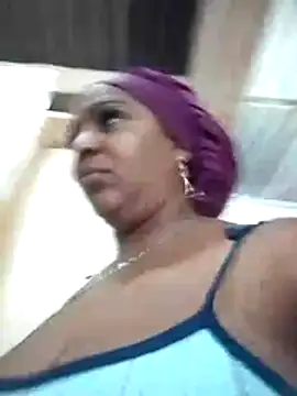 Snapshot of Teresa_mm chatting on 11-08-25, 12:49 Teresa mm online show from 11-08-25, 12:49