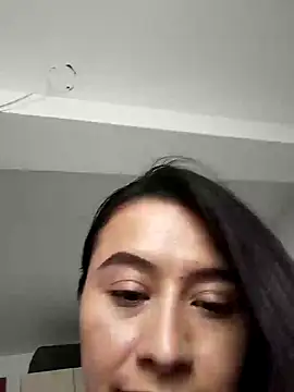Snapshot of Andrewine89 chatting on 01-31-25, 06:36 Andrewine89 online show from 01-31-25, 06:36