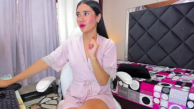 Alondra Cutie online show from 02-23-25, 05:18