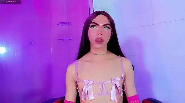 monserrat deranet online show from 02-08-25, 01:43