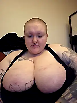 CorgiGodez98 online show from 04-09-26, 06:19