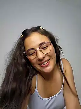 Snapshot of baaby-miiaa chatting on 01-19-25, 02:47 baaby-miiaa online show from 01-19-25, 02:47