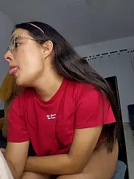 Snapshot of baaby-miiaa chatting on 01-23-25, 06:17 baaby-miiaa online show from 01-23-25, 06:17