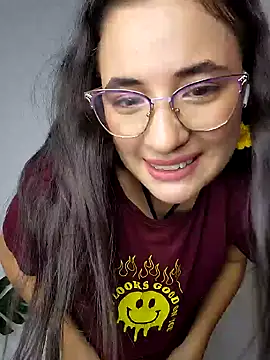 Snapshot of baaby-miiaa chatting on 01-27-25, 12:22 baaby-miiaa online show from 01-27-25, 12:22