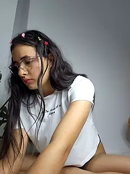 Snapshot of baaby-miiaa chatting on 02-01-25, 05:07 baaby-miiaa online show from 02-01-25, 05:07