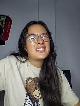 Snapshot of baaby-miiaa chatting on 03-07-25, 06:13 baaby-miiaa online show from 03-07-25, 06:13