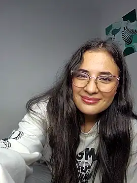 Snapshot of baaby-miiaa chatting on 03-09-25, 03:43 baaby-miiaa online show from 03-09-25, 03:43