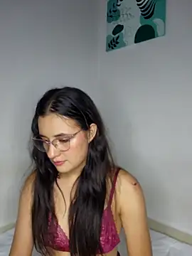 Snapshot of baaby-miiaa chatting on 03-13-25, 03:11 baaby-miiaa online show from 03-13-25, 03:11