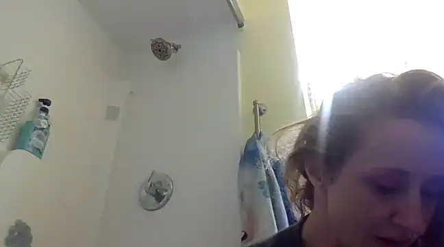 Snapshot of hunybunz69 chatting on 03-17-25, 12:57 hunybunz69 online show from 03-17-25, 12:57