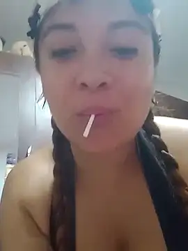 titattika plattlina online show from 01-21-25, 03:59