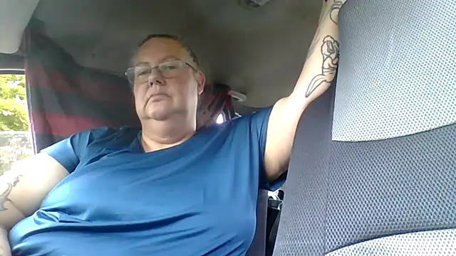 k1w1bbw online show from 02-11-25, 01:20