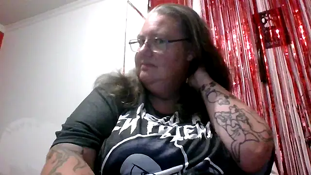 k1w1bbw online show from 02-14-25, 03:43