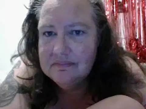 k1w1bbw online show from 02-18-25, 07:43