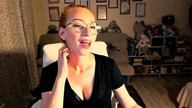 Snapshot of red_rocco chatting on 11-02-25, 06:10 red rocco online show from 11-02-25, 06:10