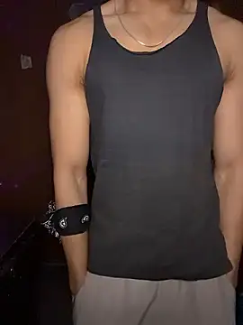 hot hunk boy online show from 01-14-26, 09:09