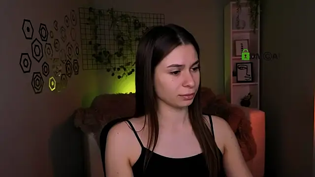 flora ri online show from 12-17-25, 10:10