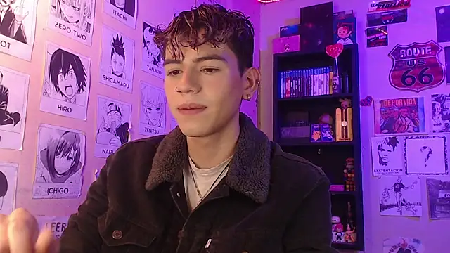 Snapshot of Mickey_Magic chatting on 02-26-25, 03:32 Mickey Magic online show from 02-26-25, 03:32