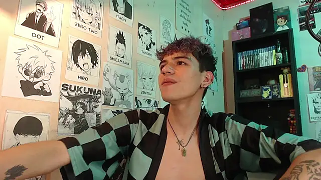 Snapshot of Mickey_Magic chatting on 02-27-25, 11:31 Mickey Magic online show from 02-27-25, 11:31