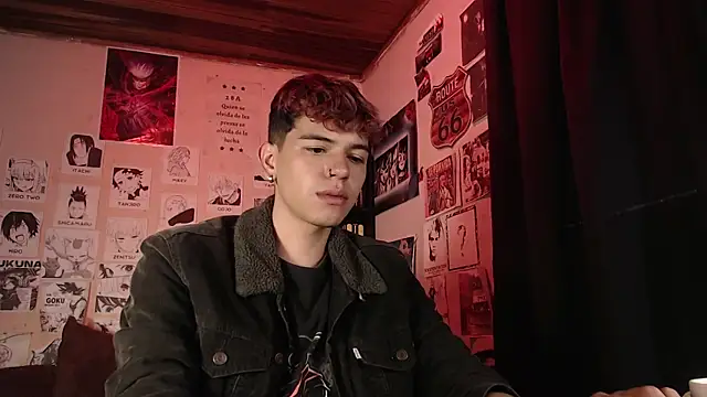 Snapshot of Mickey_Magic chatting on 03-21-25, 11:44 Mickey Magic online show from 03-21-25, 11:44