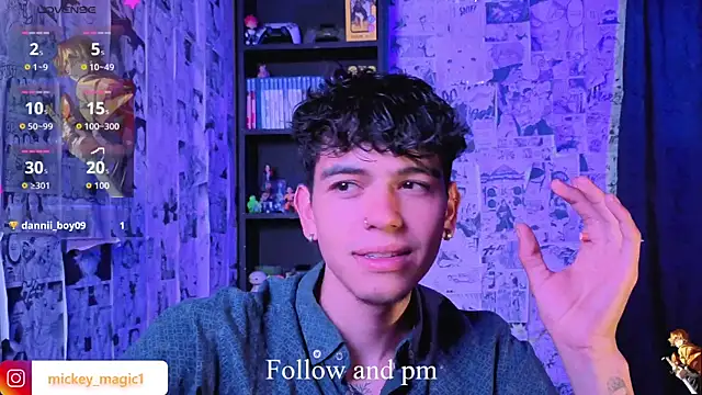 Snapshot of Mickey_Magic chatting on 02-13-26, 06:09 Mickey Magic online show from 02-13-26, 06:09