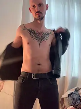 AssHunter4k online show from 02-18-25, 12:39