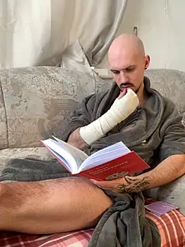 AssHunter4k online show from 02-19-25, 10:01