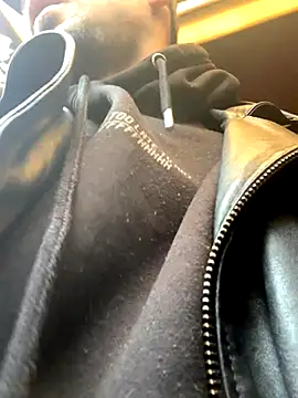 AssHunter4k online show from 09-30-25, 07:02