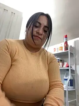 Miia Jazmin online show from 02-08-25, 03:21