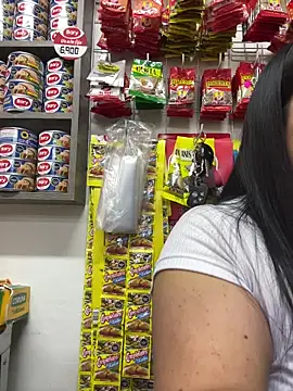 Snapshot of Miia_Jazmin chatting on 03-27-26, 01:11 Miia Jazmin online show from 03-27-26, 01:11