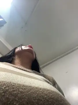 Snapshot of Miia_Jazmin chatting on 04-15-26, 09:04 Miia Jazmin online show from 04-15-26, 09:04