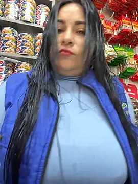 Snapshot of Miia_Jazmin chatting on 07-18-26, 07:17 Miia Jazmin online show from 07-18-26, 07:17
