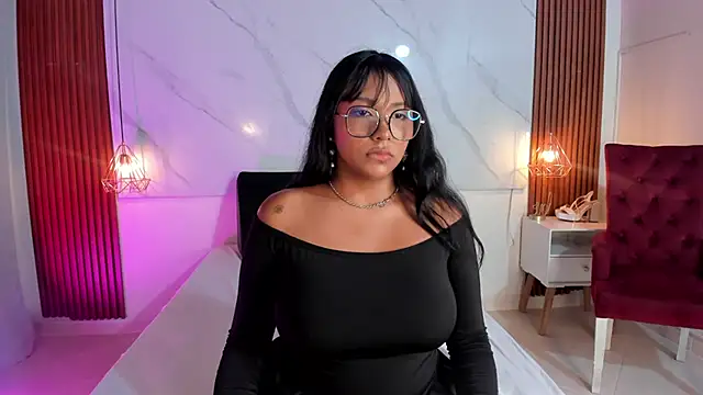 isabella zc online show from 11-29-25, 08:23