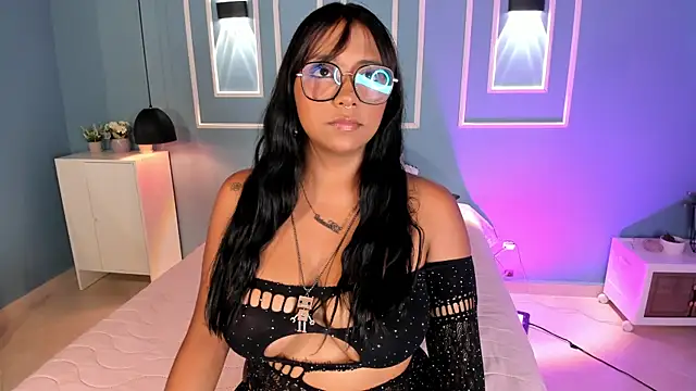 Snapshot of isabella_zc chatting on 05-26-26, 04:03 isabella zc online show from 05-26-26, 04:03