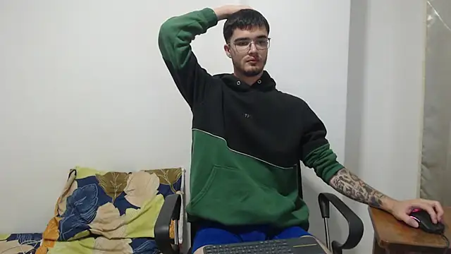 Aleex Miller online show from 10-08-25, 07:39