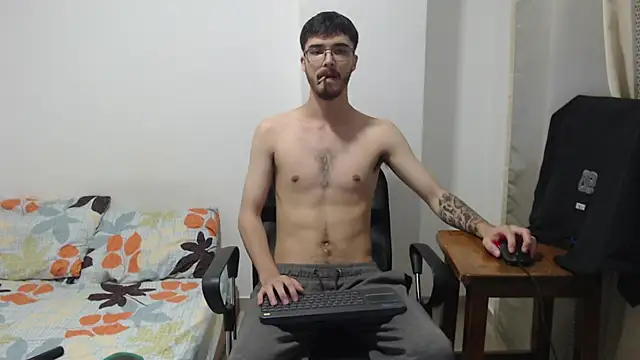 Aleex Miller online show from 11-24-25, 06:13