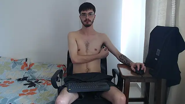 Aleex Miller online show from 11-28-25, 03:36