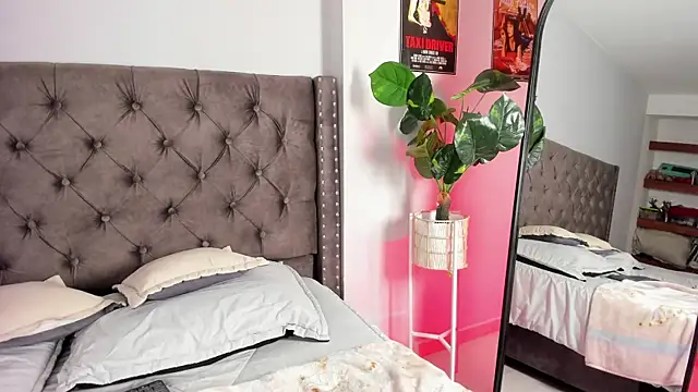 Savannah Cameron online show from 02-28-25, 12:31