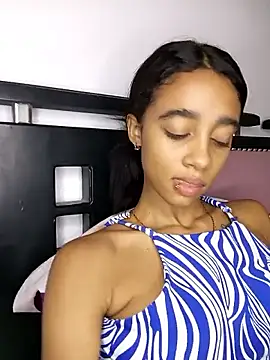 Zoe Sweett18 online show from 03-05-26, 02:29