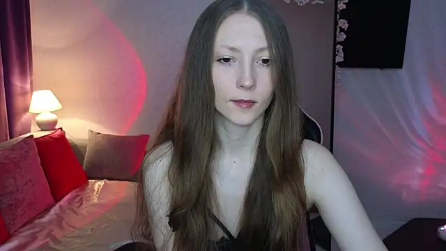 Snapshot of Sweeet_Lilit chatting on 02-24-25, 11:30 Sweeet Lilit online show from 02-24-25, 11:30