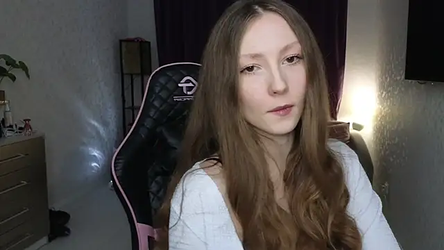 Snapshot of Sweeet_Lilit chatting on 11-26-25, 09:38 Sweeet Lilit online show from 11-26-25, 09:38