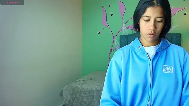 Connie Bell online show from 11-19-25, 02:50