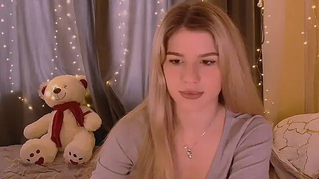 Snapshot of Melissa_smith_ chatting on 01-12-26, 11:59 Melissa smith online show from 01-12-26, 11:59