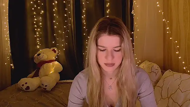 Snapshot of Melissa_smith_ chatting on 02-12-26, 01:44 Melissa smith online show from 02-12-26, 01:44