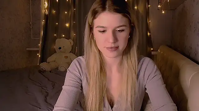 Snapshot of Melissa_smith_ chatting on 03-15-26, 06:25 Melissa smith online show from 03-15-26, 06:25