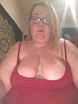 Snapshot of diosacurvy1984 chatting on 11-22-25, 09:14 diosacurvy1984 online show from 11-22-25, 09:14