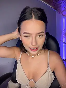 Sofia18 pinkk online show from 03-26-26, 09:09