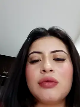 Snapshot of isabella1616 chatting on 02-15-25, 08:44 isabella1616 online show from 02-15-25, 08:44