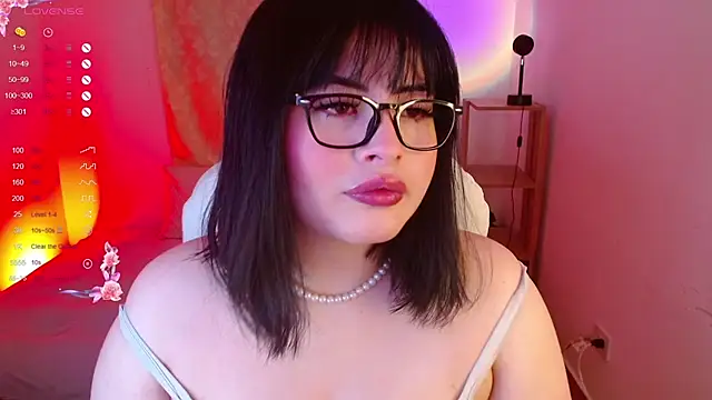 Snapshot of isabella1616 chatting on 03-13-25, 05:00 isabella1616 online show from 03-13-25, 05:00